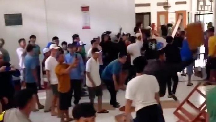 Viral Aksi Pembubaran Kegiatan dan Perusakan di Sukabumi: Polisi Tegaskan Bukan Gereja, Ini Penjelasan Lengkapnya