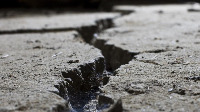 Klarifikasi BNPB: Kerusakan Puskesmas di Karawang Bukan Akibat Gempa