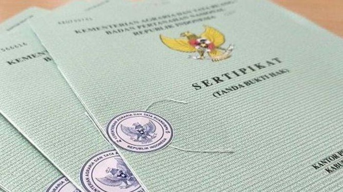 Panduan Lengkap dan Rincian Biaya Balik Nama Sertifikat Tanah dari Orang Tua ke Anak (Hibah vs. Waris)