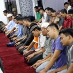 Panduan Lengkap Teks Bilal Sholat Jumat: Tata Cara, Fungsi, Arab, Latin, dan Terjemah