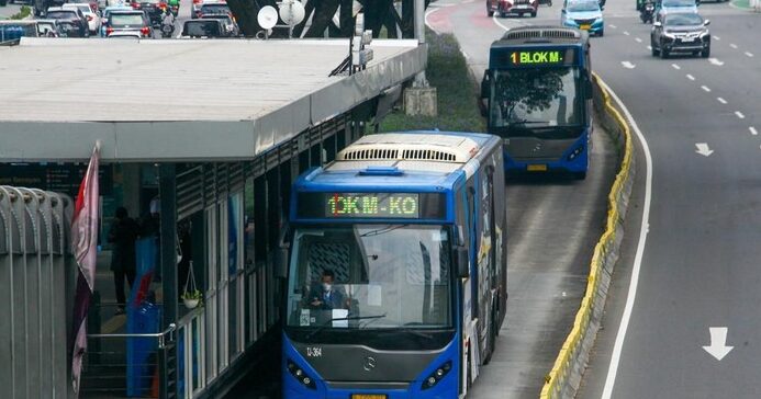 Kajian Kenaikan Tarif TransJakarta Berlanjut: Menanti Keputusan Gubernur DKI di Tengah Polemik Publik
